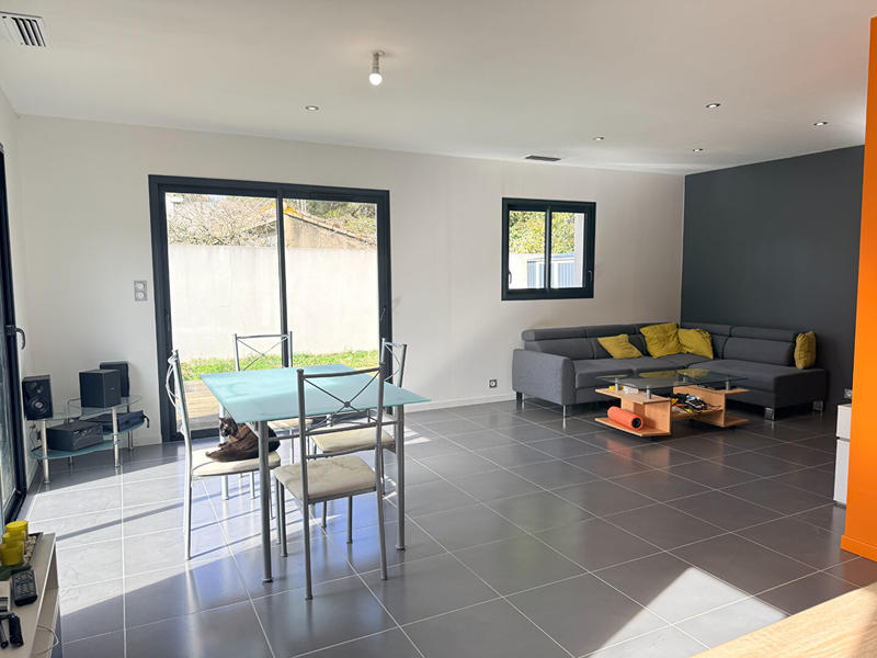 Maison - 83 m² - 3 pièces