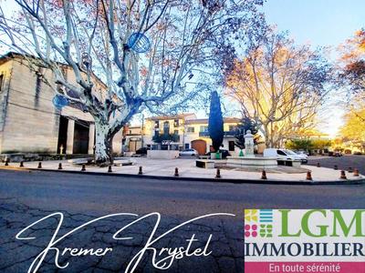 Maison - 256 m² - 7 pièces