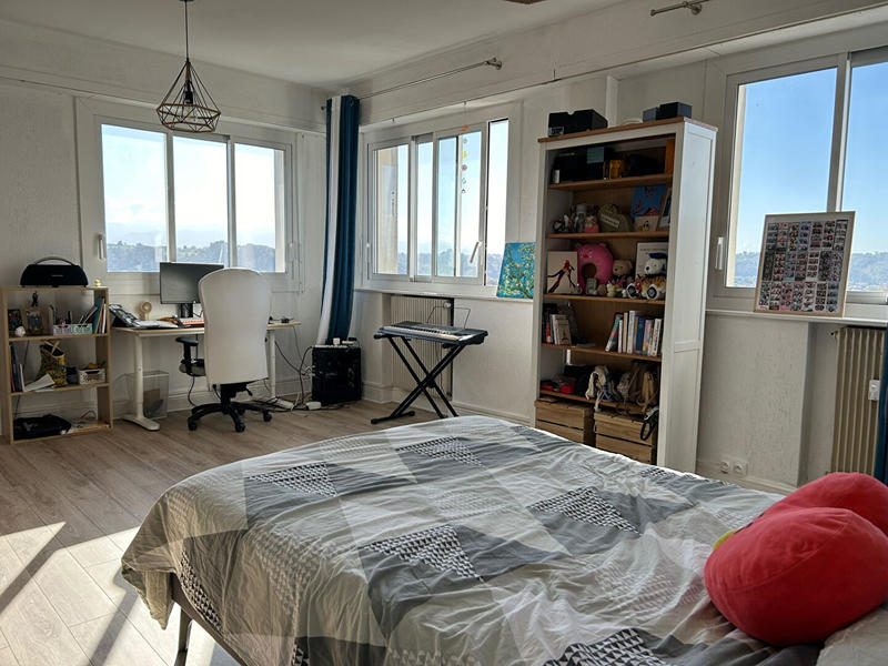 Appartement - 166 m² - 4 pièces