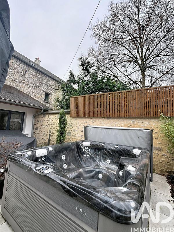 Maison - 110 m² - 5 pièces