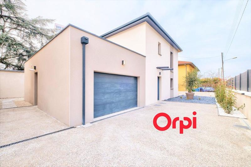 Maison - 142 m² - 6 pièces