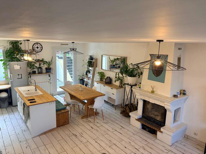 Maison - 104 m² - 7 pièces