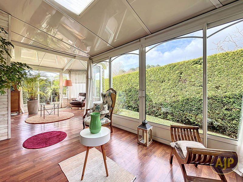 Maison - 145 m² - 6 pièces