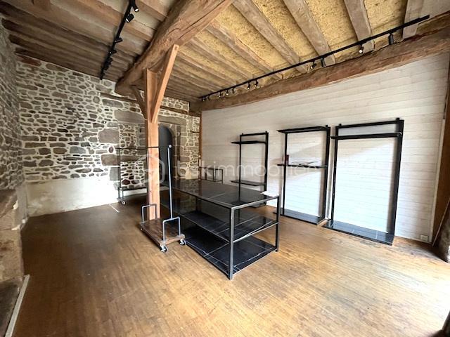 Local commercial - 92 m² - 4 pièces