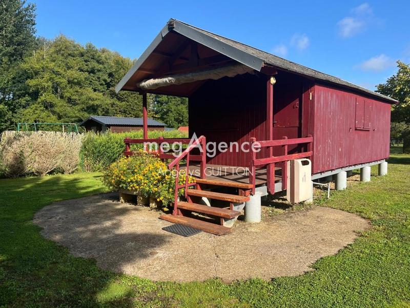 Terrain de loisirs - 1 800 m²