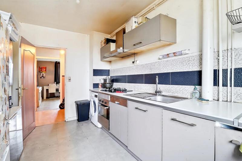 Appartement - 80 m² - 5 pièces