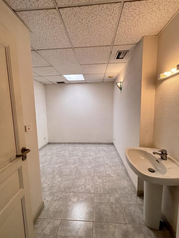 Local commercial - 139 m²