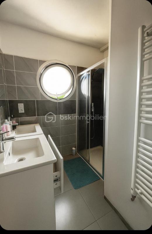 Maison traditionnelle - 120 m² - 6 pièces