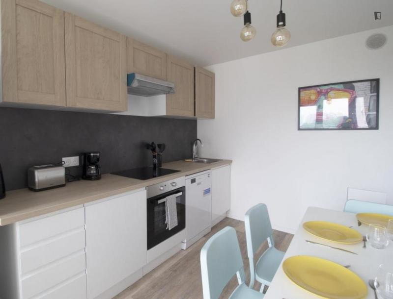 Chambre - 15 m² - 4 pièces