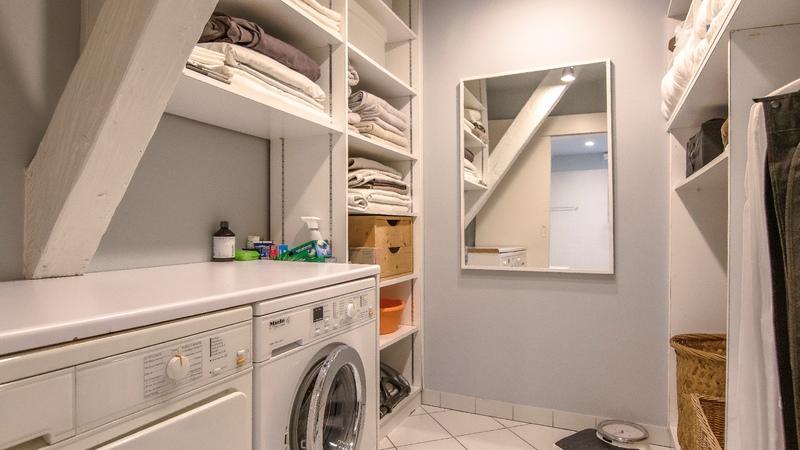 Demeure - 360 m² - 11 pièces