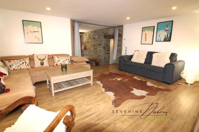 Châlet - 314 m² - 11 pièces