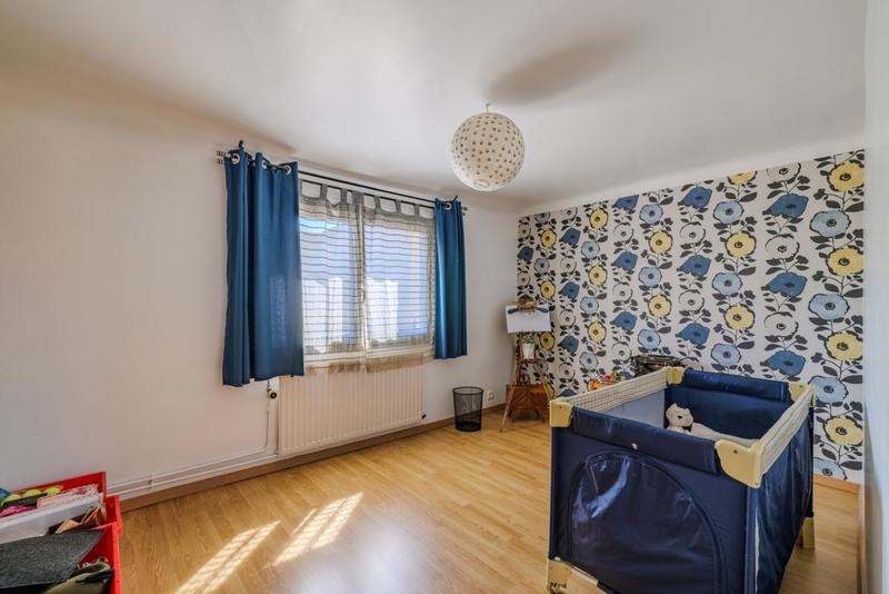 Maison - 205 m² - 8 pièces