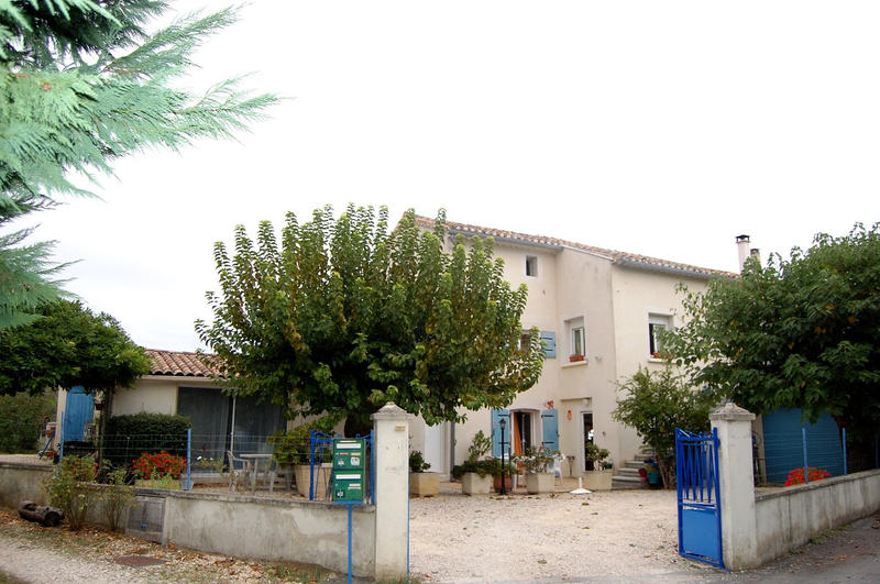 Maison - 250 m² - 9 pièces