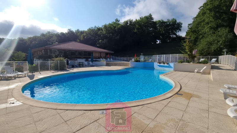 Maison - 60 m² - 4 pièces