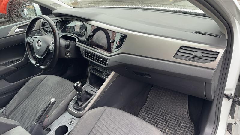 Volkswagen Polo 1.0 75 Confortline Business