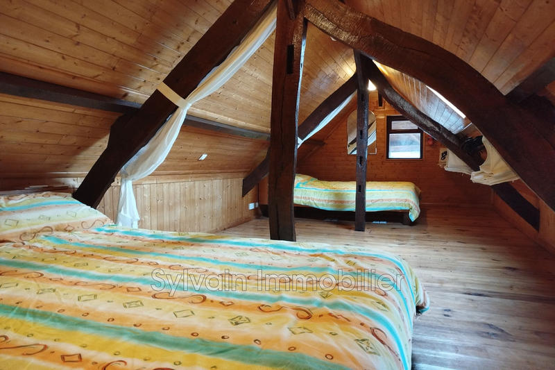 Maison - 92 m² - 4 pièces