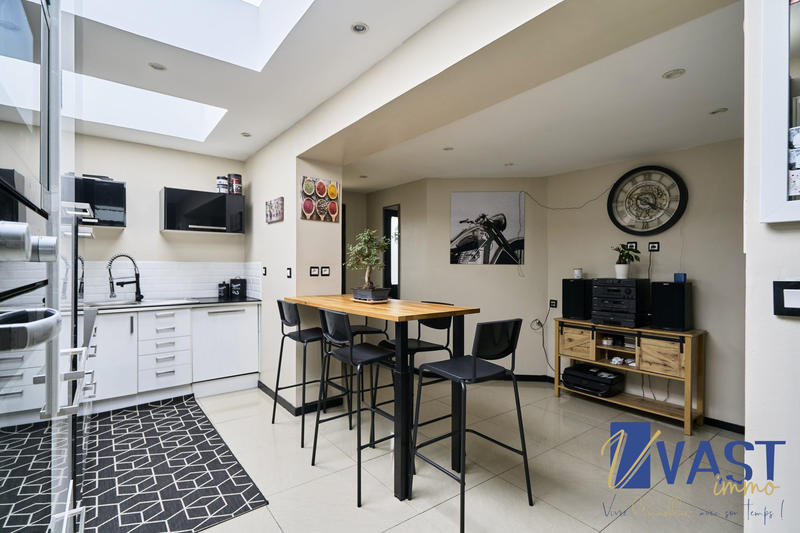 Maison - 135 m² - 5 pièces