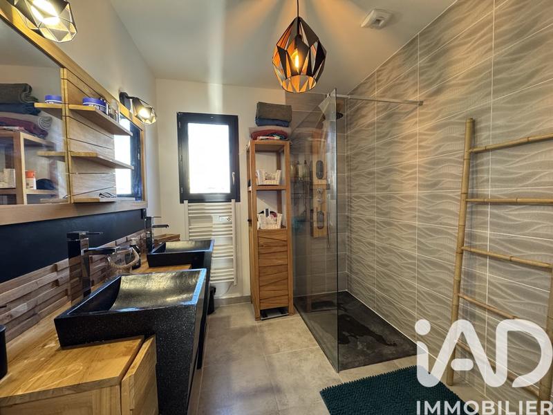 Maison - 150 m² - 6 pièces