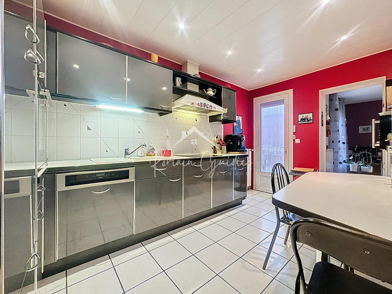 Maison - 92 m² - 4 pièces