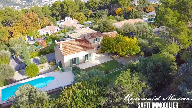 Maison - 163 m² - 6 pièces