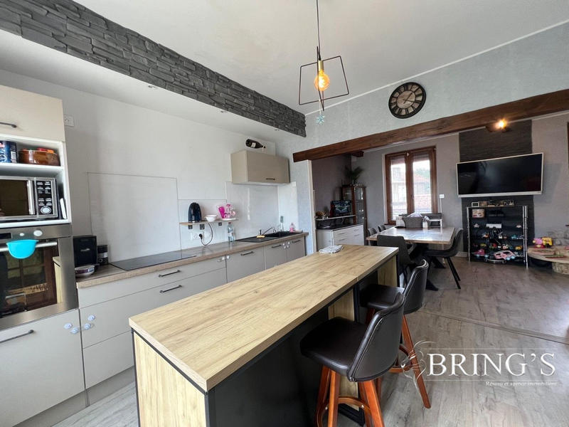 Maison - 80 m² - 4 pièces