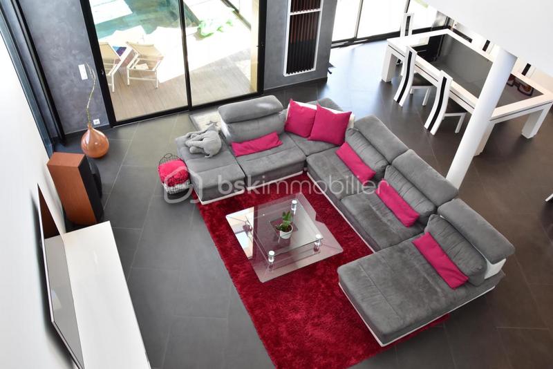 Maison d'architecte - 264 m² - 7 pièces