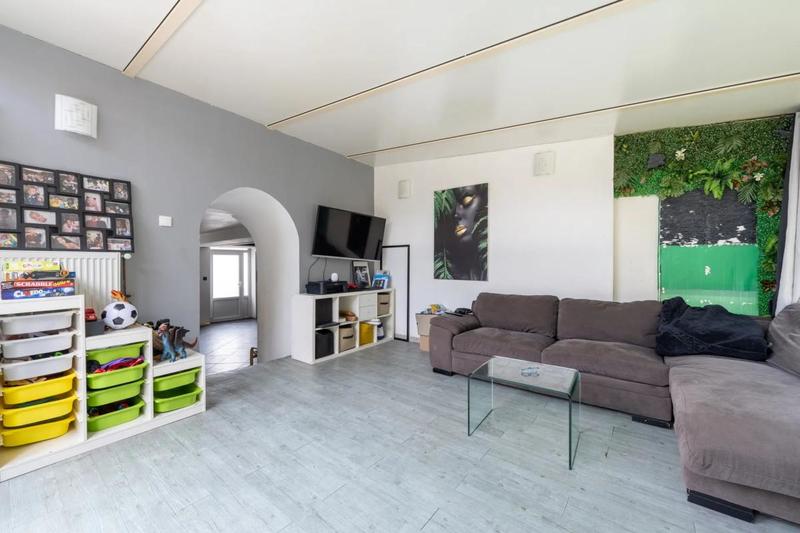 Maison - 113 m² - 6 pièces