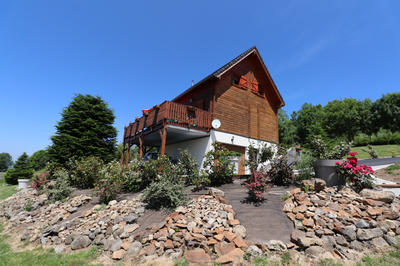 Châlet - 81 m² - 8 pièces