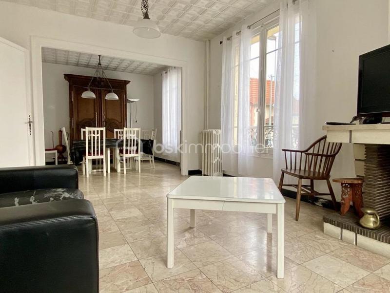 Pavillon - 100 m² - 5 pièces