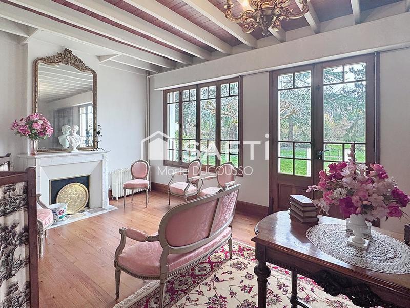 Maison - 192 m² - 7 pièces