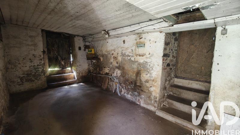 Maison - 150 m² - 2 pièces