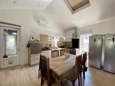 Maison ancienne - 130 m² - 17 pièces