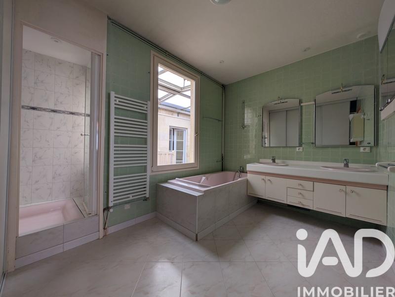 Appartement - 100 m² - 4 pièces