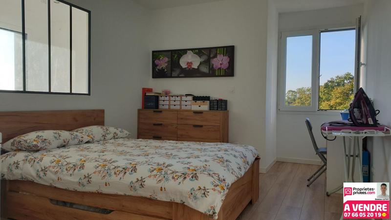 Maison - 213 m² - 8 pièces