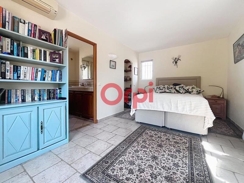 Maison - 140 m² - 4 pièces