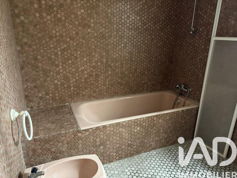 Maison - 177 m² - 8 pièces