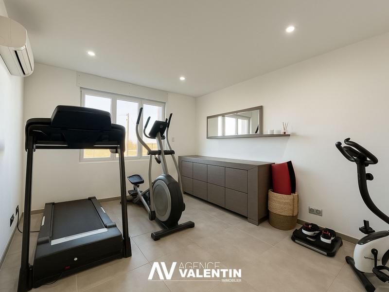 Maison - 151 m² - 7 pièces