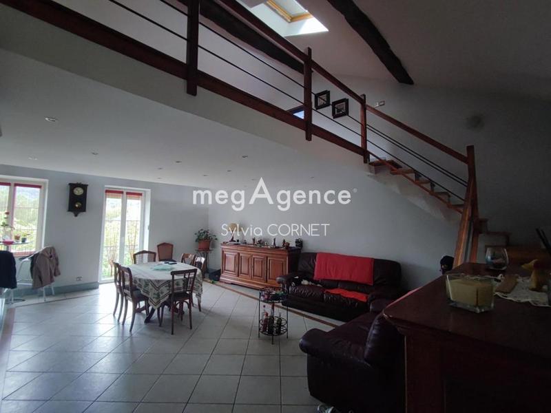 Appartement - 126 m² - 5 pièces