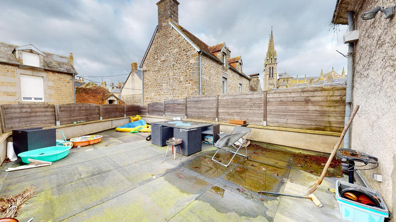 Immeuble - 188 m² - 10 pièces