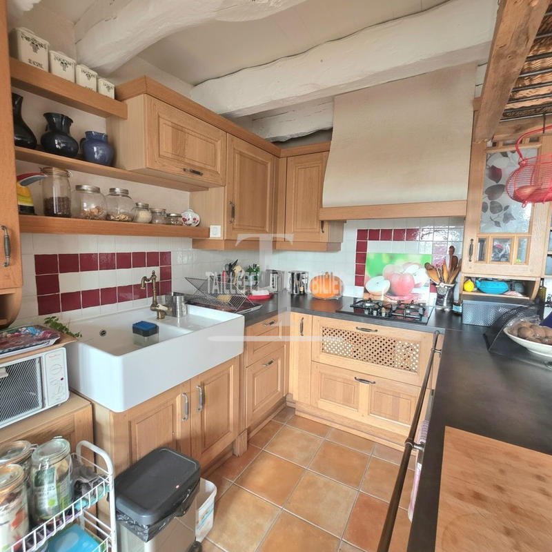 Maison ancienne - 300 m² - 10 pièces