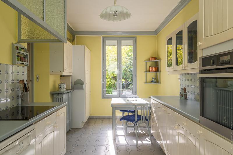 Maison - 160 m² - 6 pièces