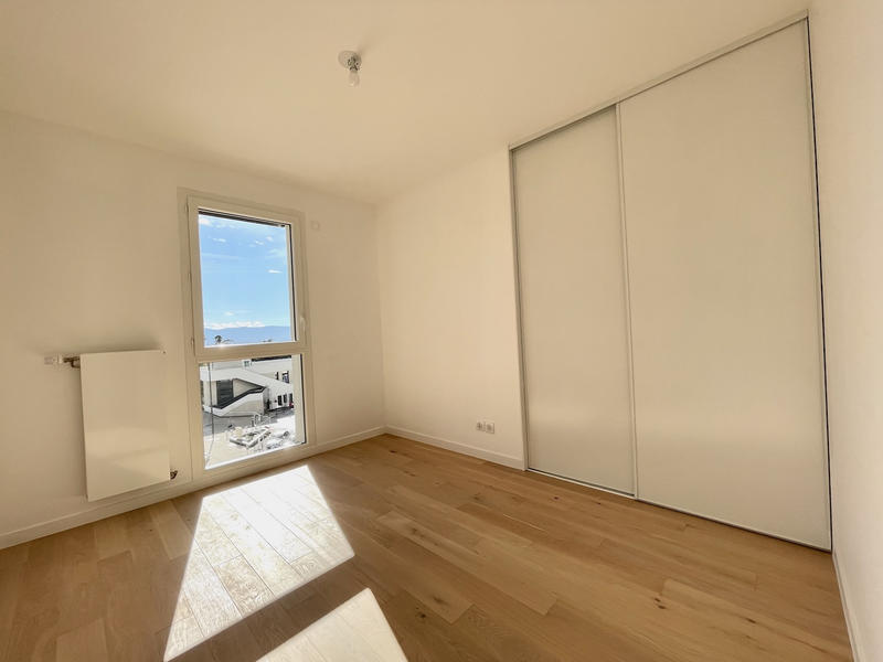 Appartement - 94 m² - 4 pièces