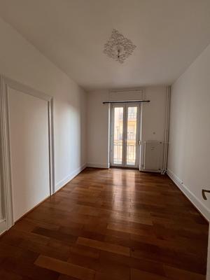 Appartement - 93 m² - 4 pièces