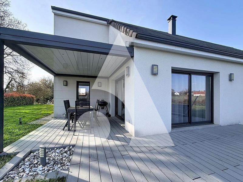 Maison - 118 m² - 6 pièces