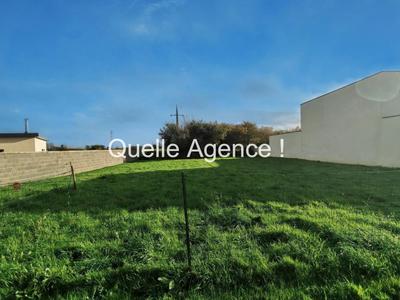 Terrain constructible - 829 m²
