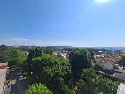 Appartement - 86 m² - 4 pièces