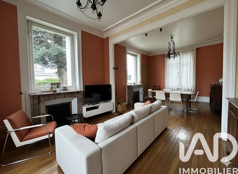 Maison - 159 m² - 7 pièces