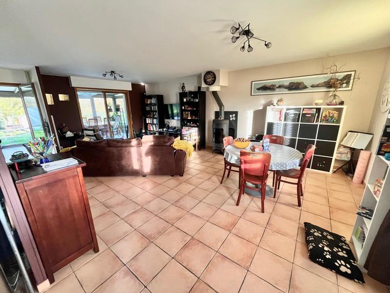 Pavillon - 122 m² - 6 pièces