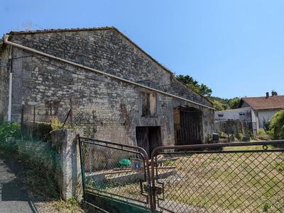 Maison - 186 m² - 1 pièce