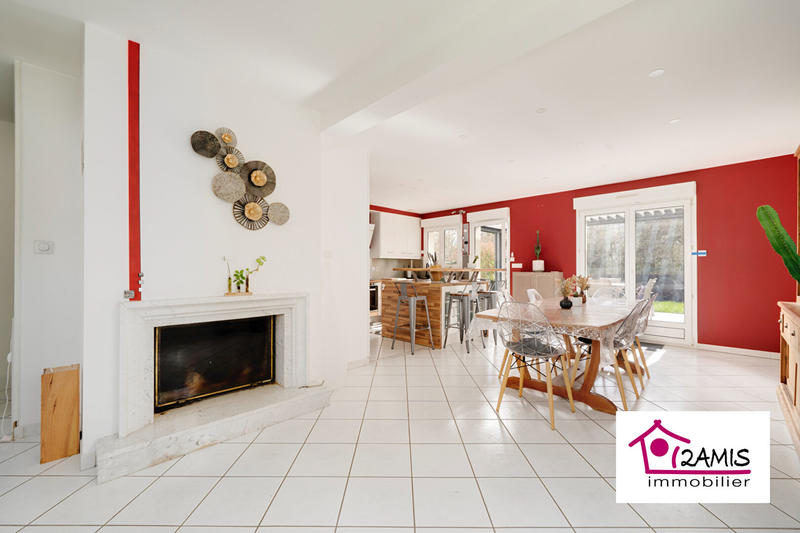 Maison - 162 m² - 8 pièces